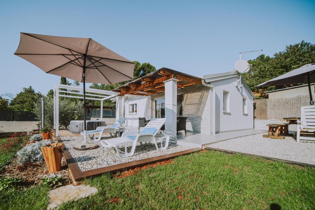 Villa Molo Novigrad Istria Exterior foto